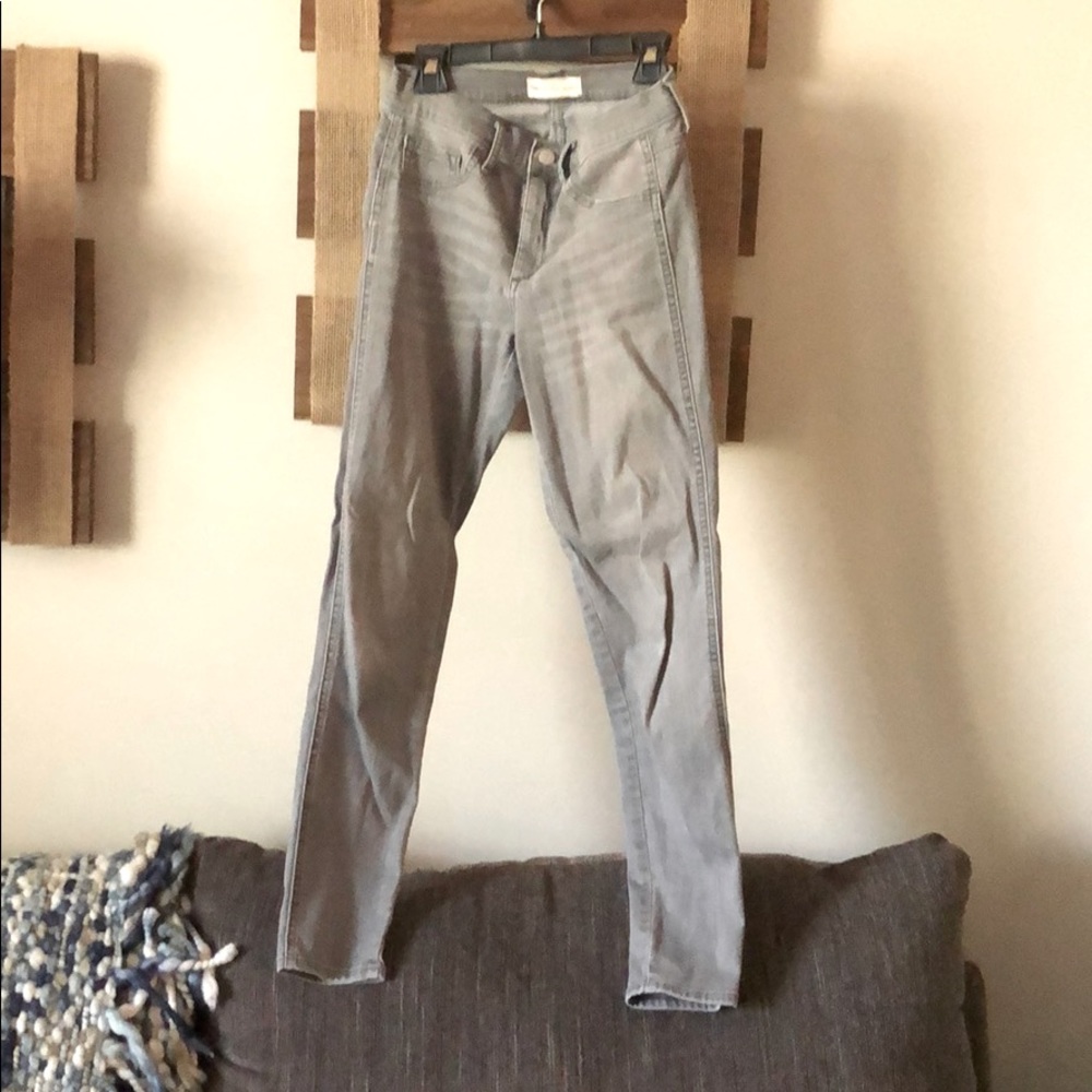 Gray Jeggings